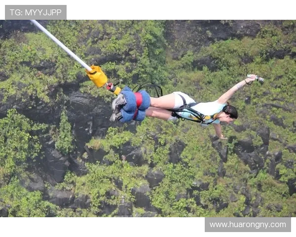 杭州攀岩队的拼搏之路极限运动联赛背后的奋斗故事 杭州攀岩队的拼搏之路极限运动联赛背后的奋斗故事