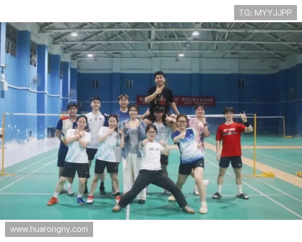 聚焦羽毛球赛事：杭州羽毛球队的比赛经验与成长之路探讨