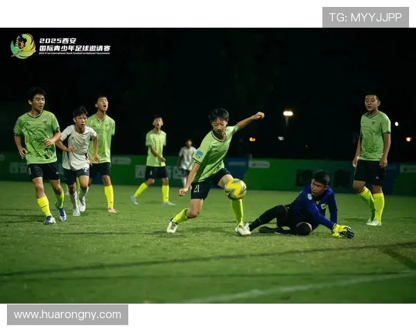 西安足球队在选拔赛中的团队配合与战术执行分析