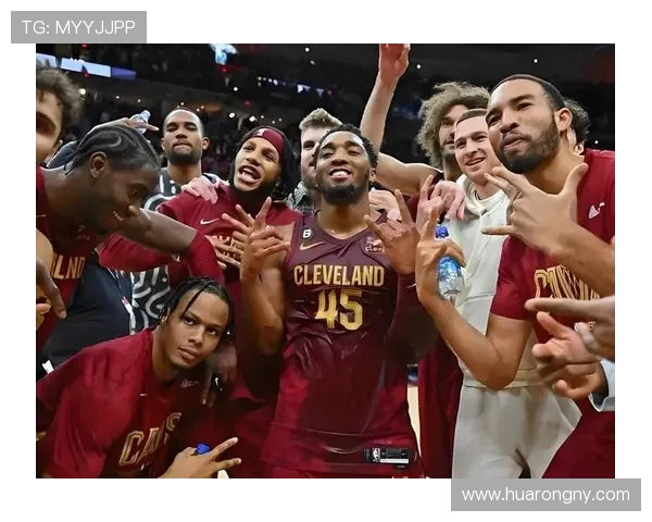 2017年火箭队与骑士队的巅峰对决回顾与精彩瞬间分析 2017年火箭队与骑士队的巅峰对决回顾与精彩瞬间分析