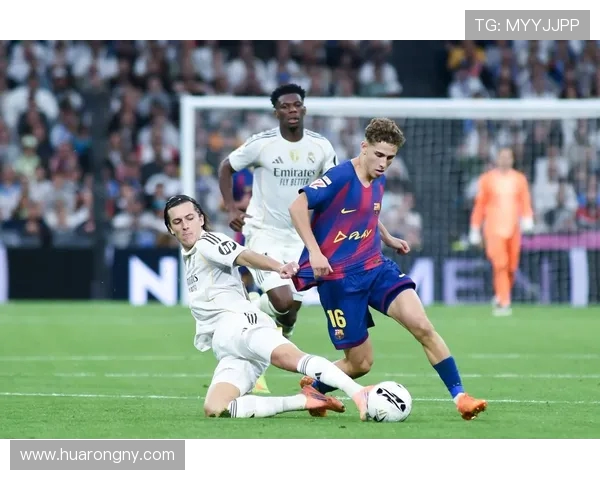 皇马与巴萨巅峰对决直播盛况尽在CNTV精彩回顾与分析