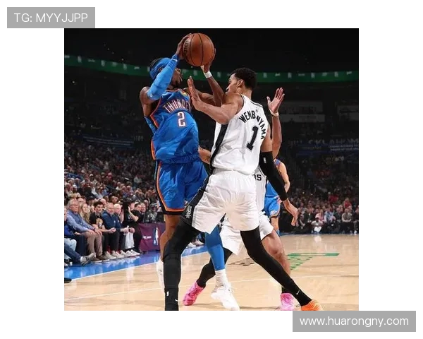 雷霆与马刺常规赛对决精彩回顾及赛季展望分析 雷霆与马刺常规赛对决精彩回顾及赛季展望分析