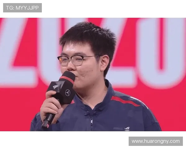 CSGO热点分析：深入探讨JDG战队在战术与选手转换中的关键变化