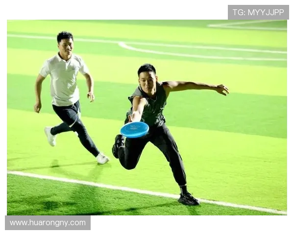 南京飞盘队灵活性变革引发热议探索飞盘运动的新发展与未来潜力