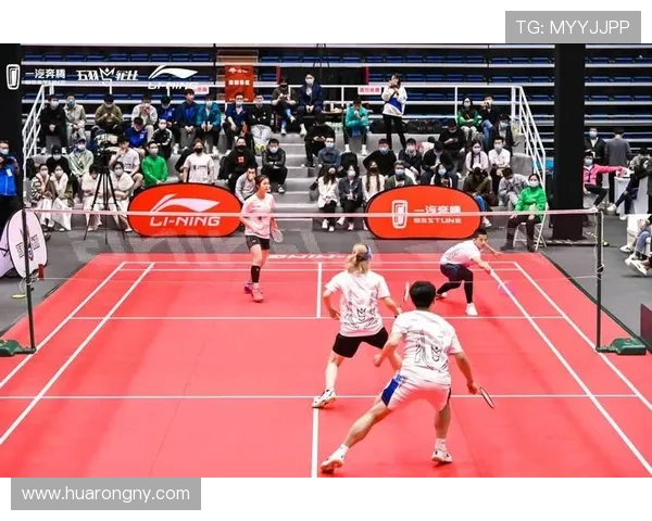成都与上海羽毛球队对决赛后分析比赛节奏与战术变化